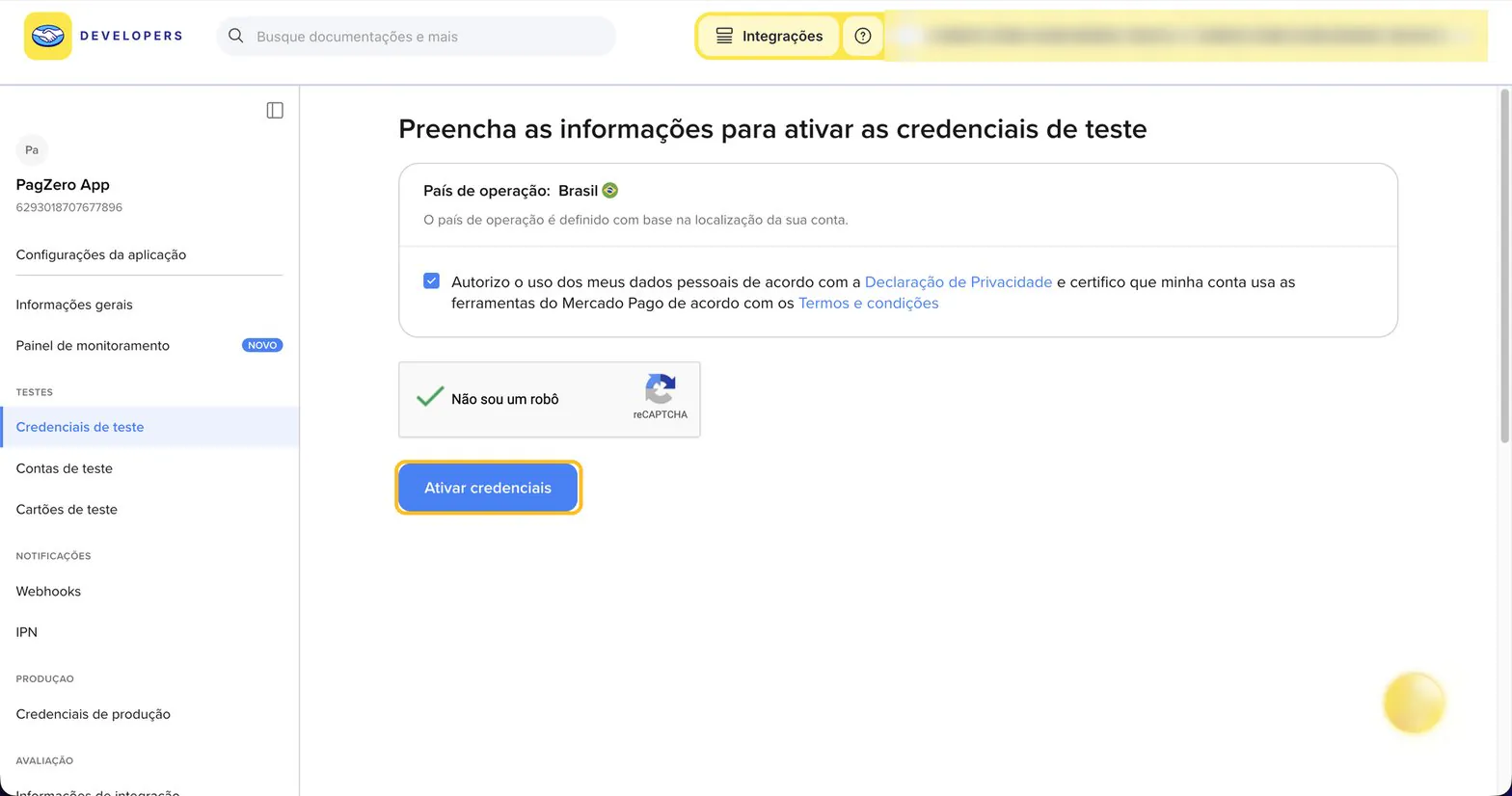 Formulário para ativar as credenciais de teste com o botão Ativar credenciais destacado