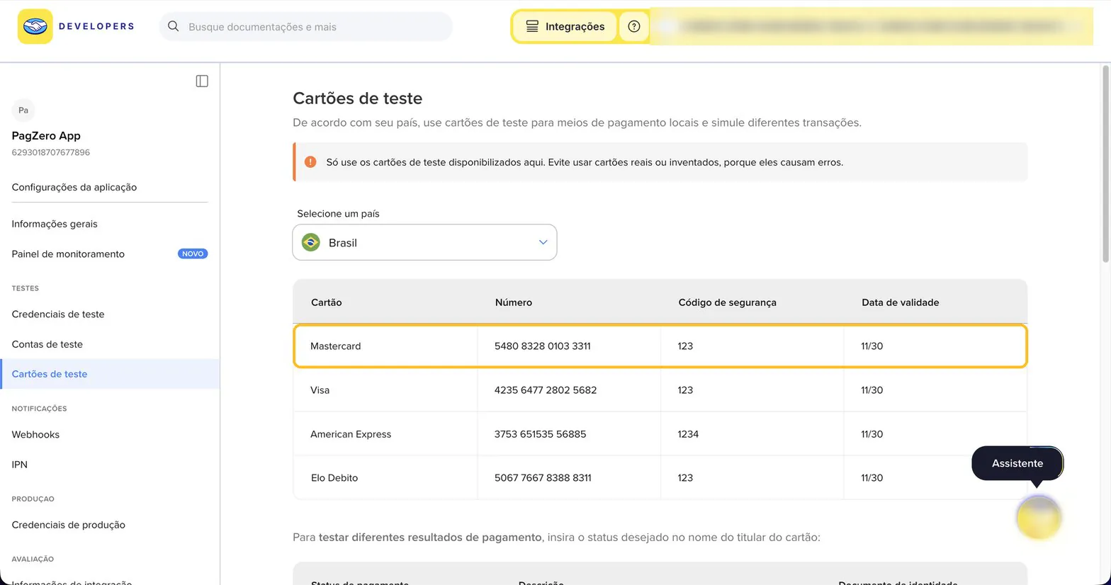 Tabela de cartões de teste do Mercado Pago para o Brasil com a linha do Mastercard destacada
